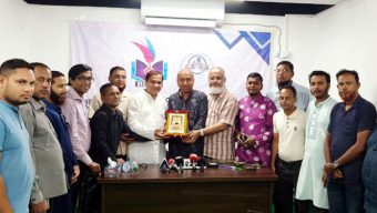 রেমিট্যান্স যোদ্ধা জাহেদ তালুকদারকে সম্মাননা প্রদান: ছাত্র-জনতার আন্দোলনে রেমিট্যান্স যোদ্ধাদের ভূমিকা অত্যন্ত গুরুত্বপূর্ণ ছিল : কয়েস লোদী
